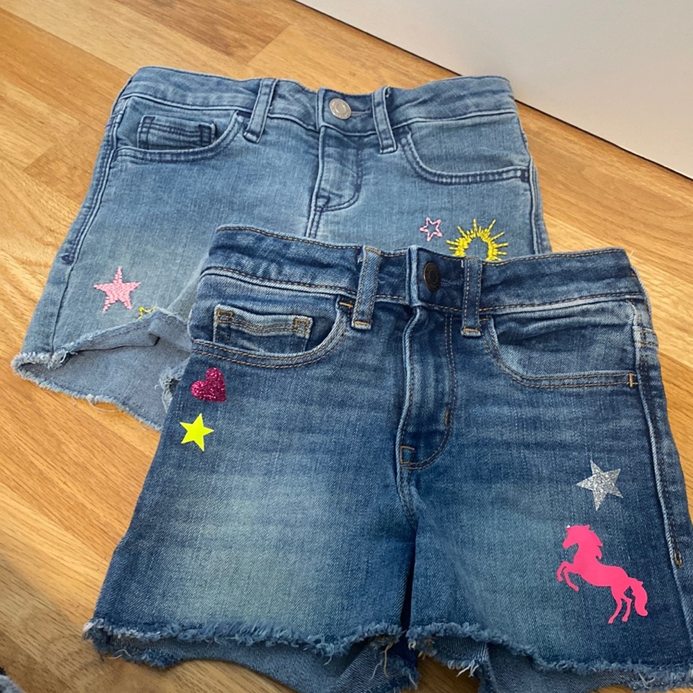 Gap girls Jean shorts. Size 6. Excellent condition!